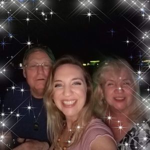 Meet your Posher, Lawrence